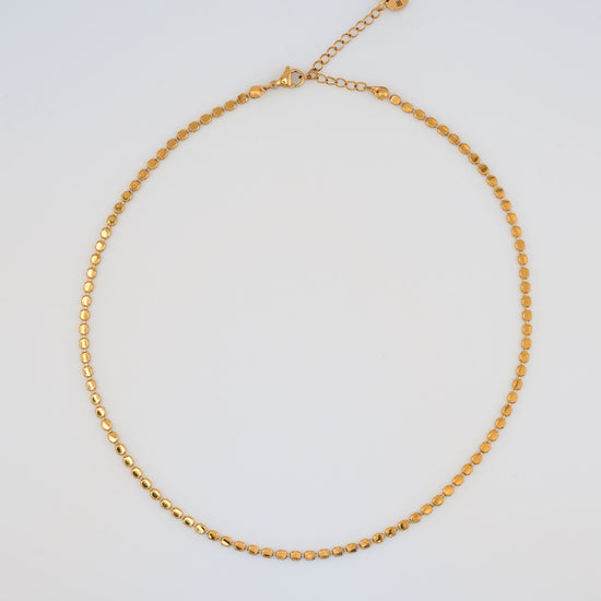 Collar Clara dorado en acero inoxidable con baño de oro 18K (PVD)