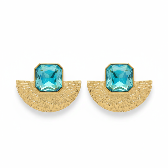 Pendientes dorados con media luna martelé y cristal aqua talla esmeralda (modelo Eclipse Aqua)