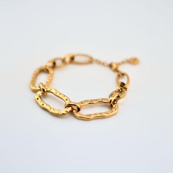 Pulsera Magna dorada en acero inoxidable con baño de oro 18K (PVD)