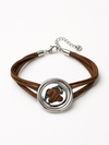 Pulsera Sorelia marrón multicordón con gran pieza circular plateada de BRAVATA.