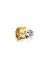 Anillo Nakoa ajustable con diseño abierto, piezas irregulares martilladas y acabado bicolor dorado y plateado de BRAVATA.