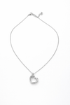 Collar de mujer en plata con colgante de corazón diseño elegante y minimalista