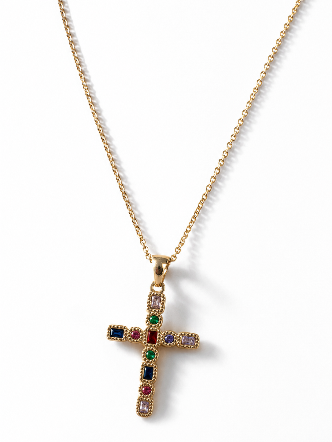 Collar dorado con cruz de circonitas multicolor para mujer de BRAVATA