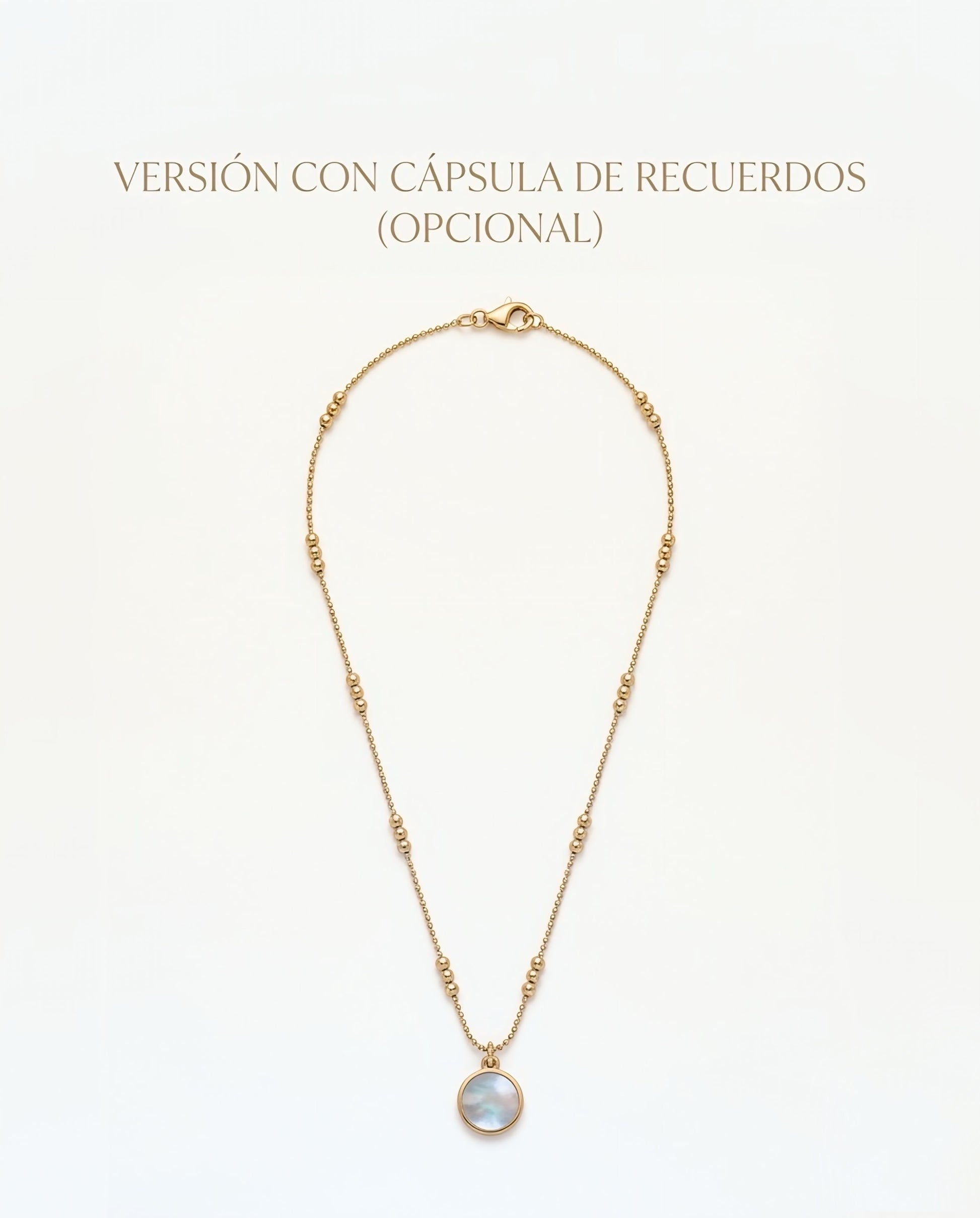 Collar dorado con colgante circular y opción de cápsula de recuerdos Bravata