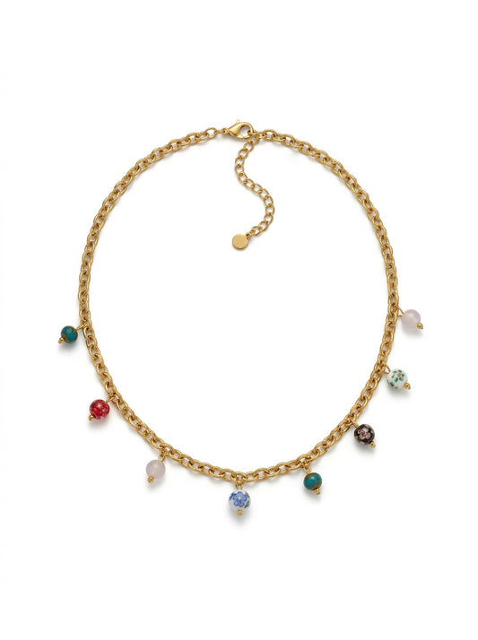 Collar dorado con colgantes de colores Bravata