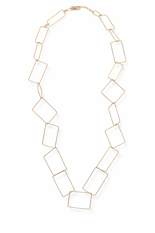 Collar dorado de eslabones rectangulares grandes para mujer