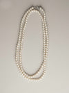 Collar de perlas doble vuelta para mujer diseño elegante y clásico Bravata