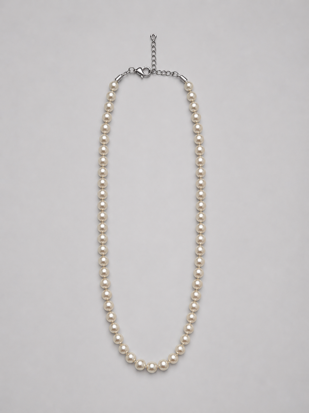 Collar de perlas en tonos blanco y dorado para mujer diseño elegante Bravata