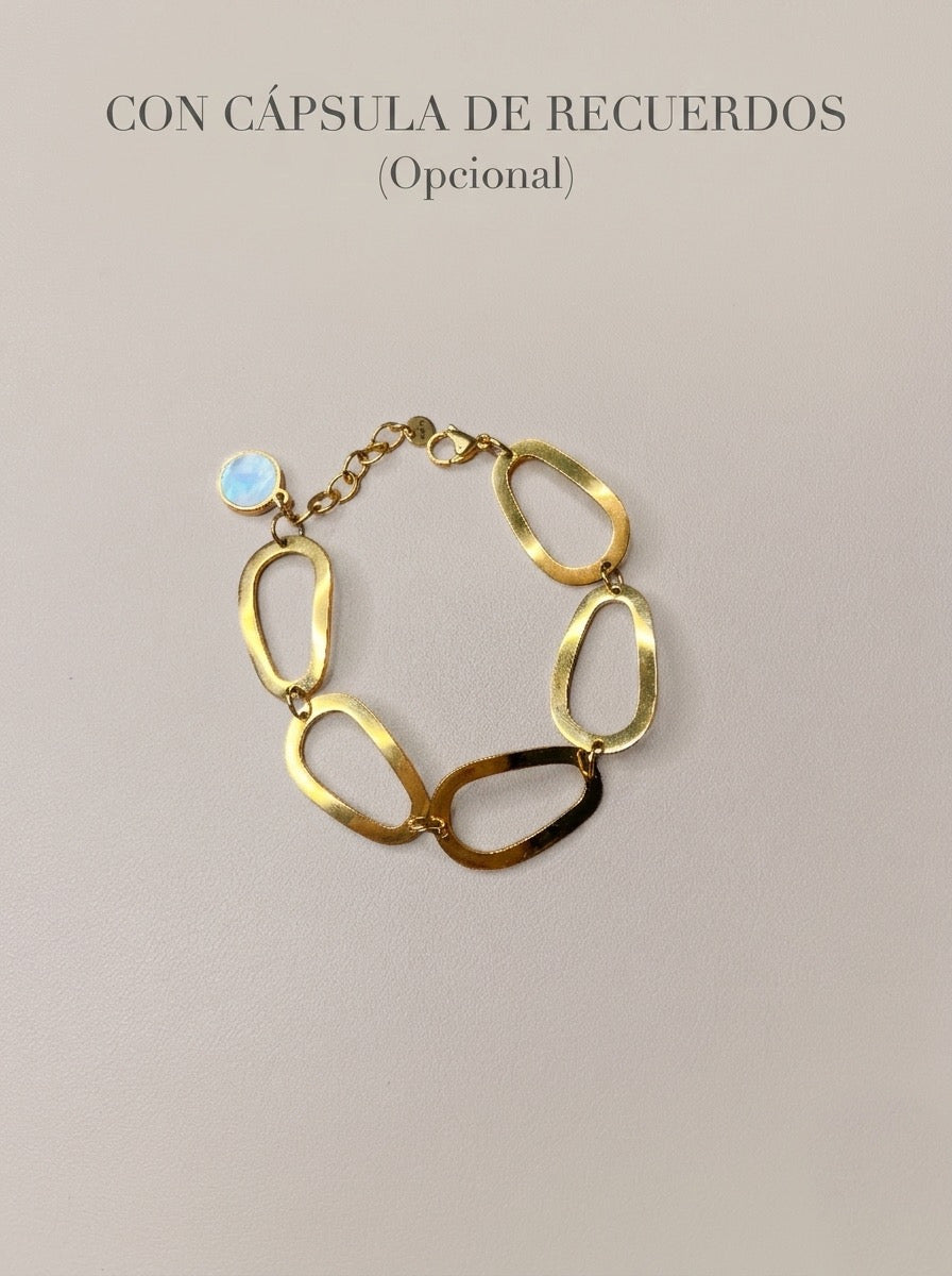 Pulsera dorada de cadena gruesa con cápsula de recuerdos opcional Bravata
