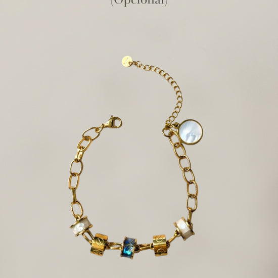 Pulsera dorada con eslabones y piedras decorativas con cápsula de recuerdos opcional Bravata
