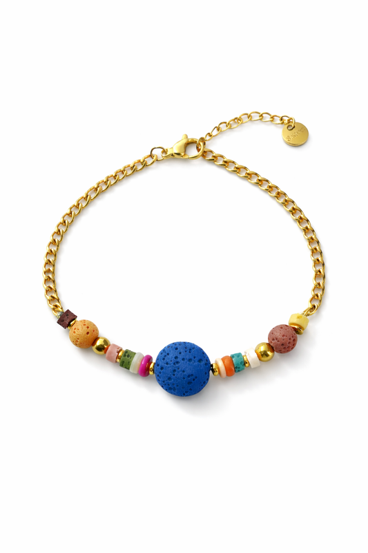 Pulsera dorada con piedras volcánicas de colores